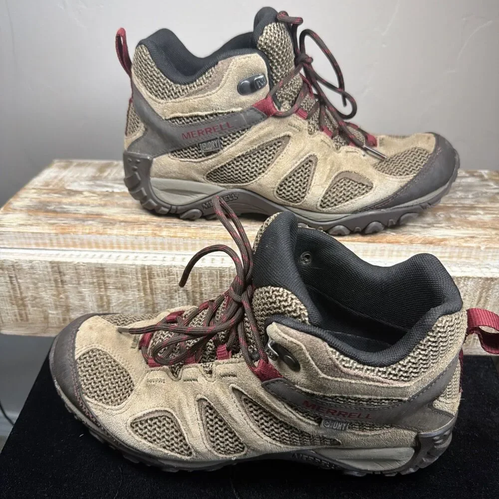 Merrell Womens Hiking Shoes Size 9 Tan J77388